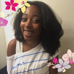 Meet your Posher, Tia